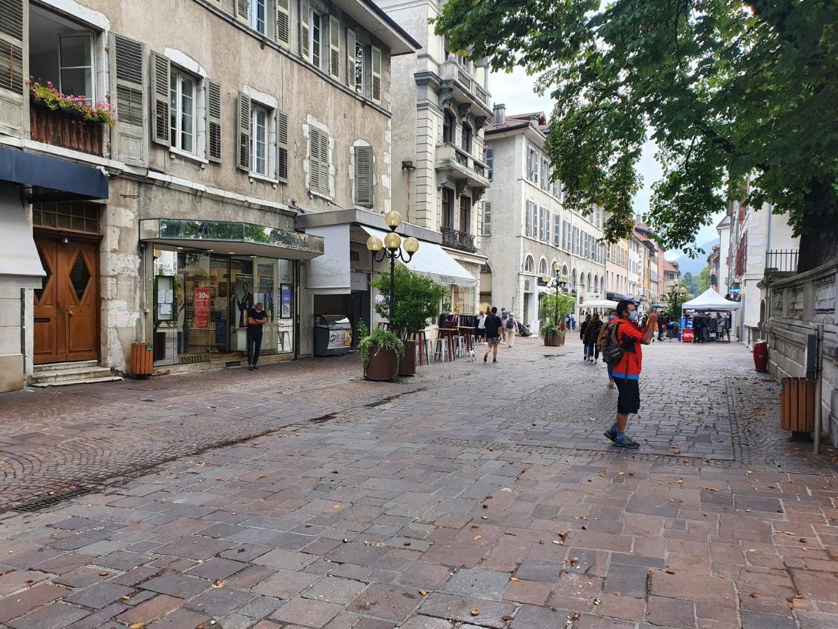 Un Appart En Ville "O Fil De L'O" Annecy Exterior photo