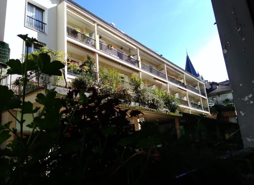 Un Appart En Ville "O Fil De L'O" Annecy Exterior photo